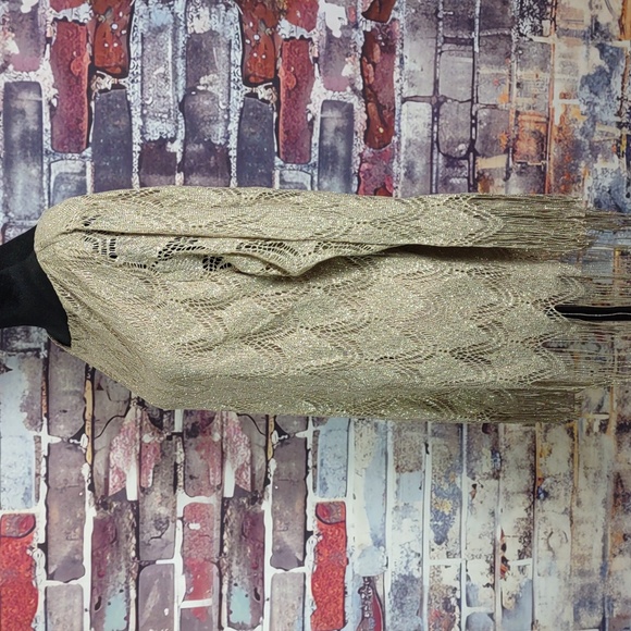 Chico's Scalloped Fringe Top - Picture 4 of 12